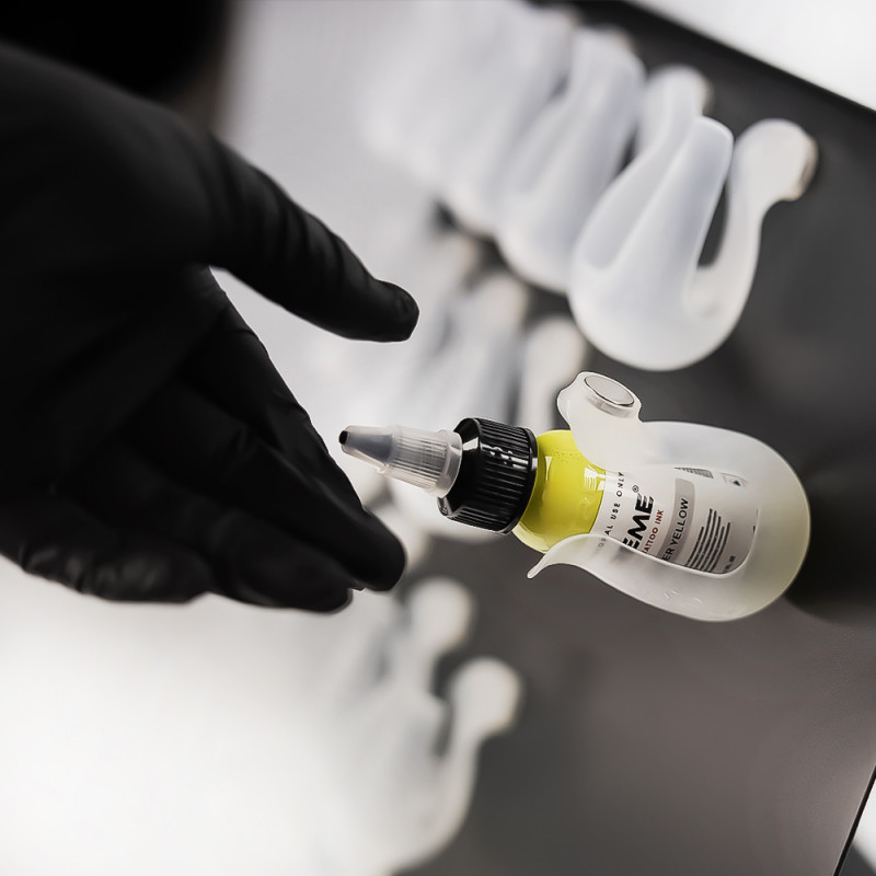 magnetyczny-ekspozytor-na-farby-do-tatuazu-mesh