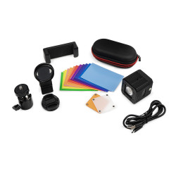 Photo lamp with filters for...