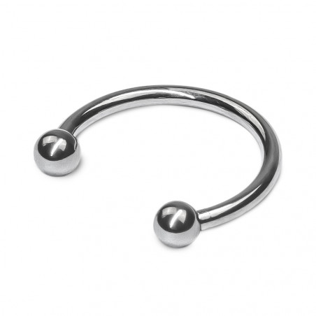 podkowa-tytanowa-z-gwintem-wewnetrznym