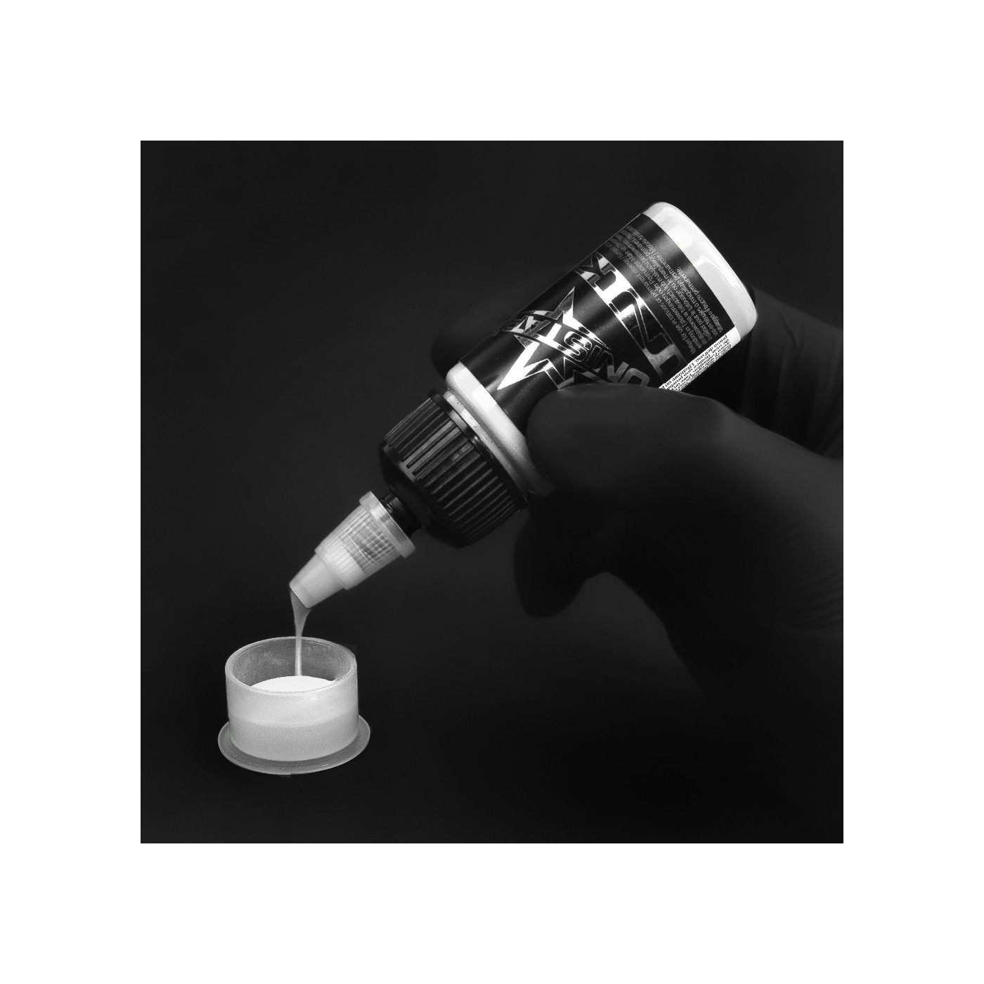 UNISTAR INK - HEAVY WHITE 30ML (Reach Compliant) UNISTAR INK - HEAVY WHITE 30ML (Reach Compliant)
