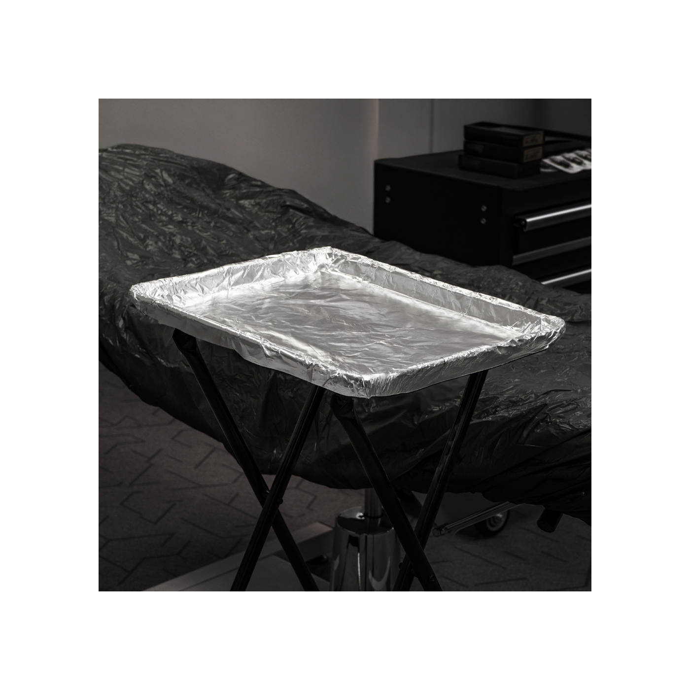 Protective aluminum foil 29 cm x 60 m Protective aluminum foil 29 cm x 60 m