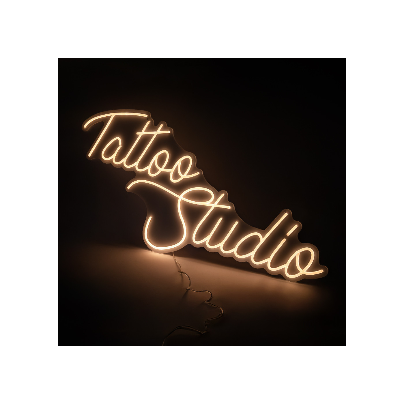 neon-tattoo-studio-zolty neon-tattoo-studio-zolty