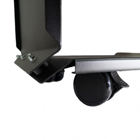 mobilna-stacja-robocza-ze-stalowymi-blatami