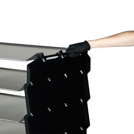 mobilna-stacja-robocza-ze-stalowymi-blatami