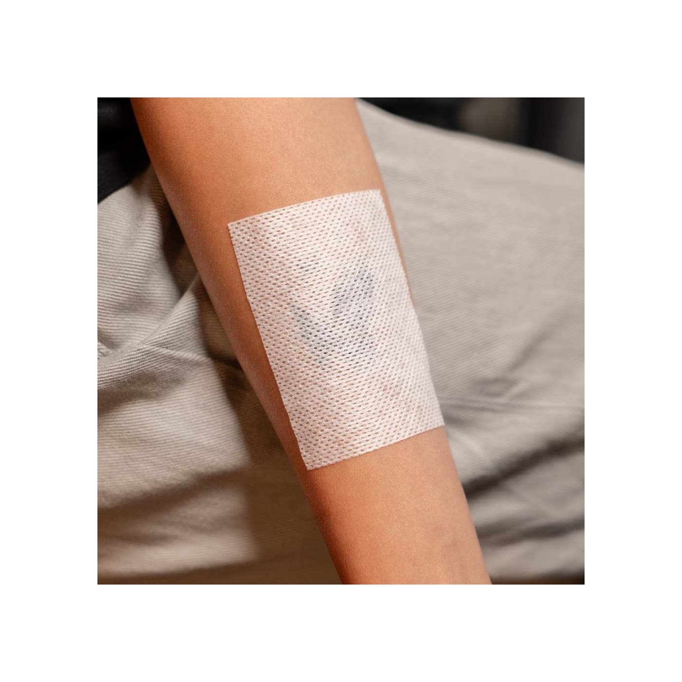 SKIN CARE TATTOO FILM Opatrunek ROLKA /10m x 15cm/ SKIN CARE TATTOO FILM Opatrunek ROLKA /10m x 15cm/