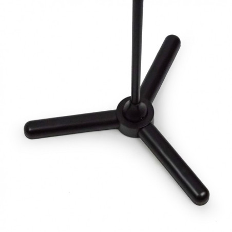 lampa-studyjna-slim-led-na-statywie---czarna