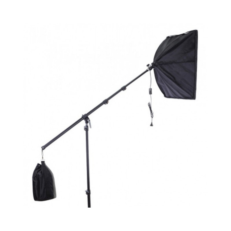 lampa-studyjna-bezcieniowa-typu-zuraw