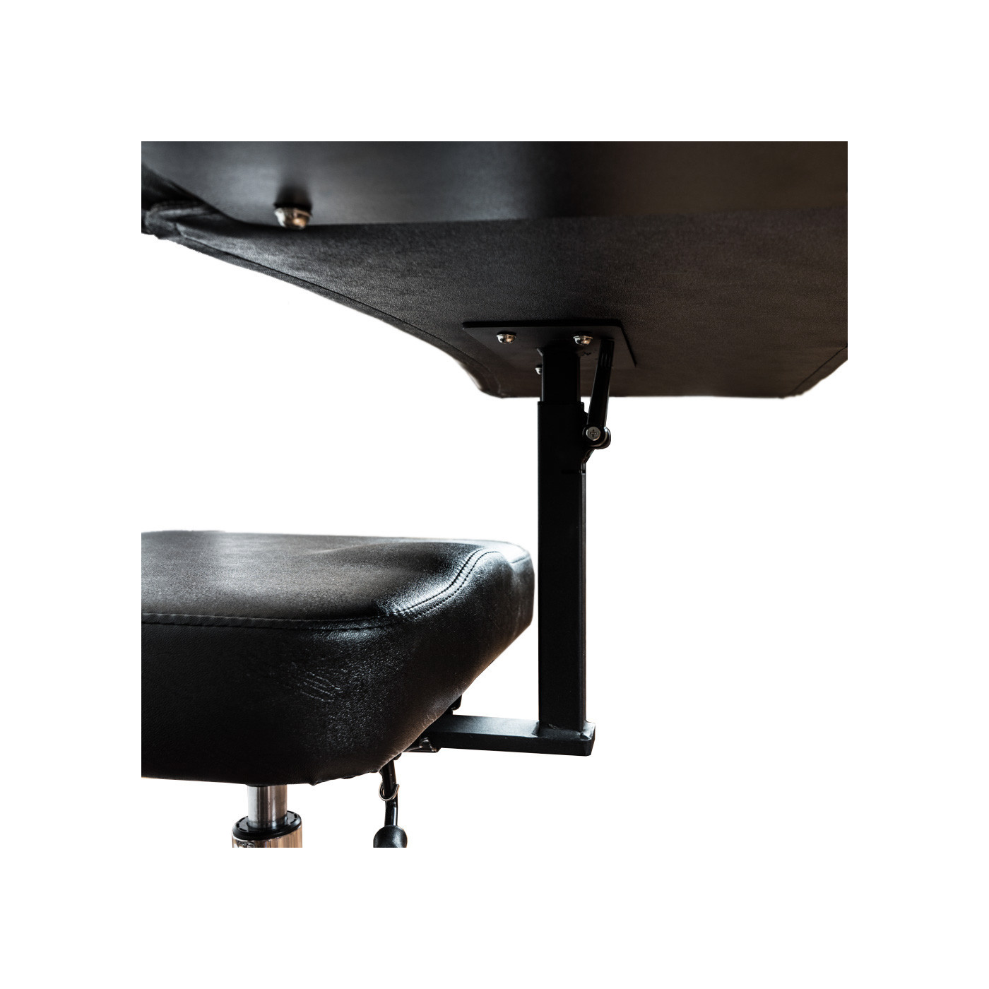 wing-taboret-obrotowy-z-podlokietnikiem wing-taboret-obrotowy-z-podlokietnikiem