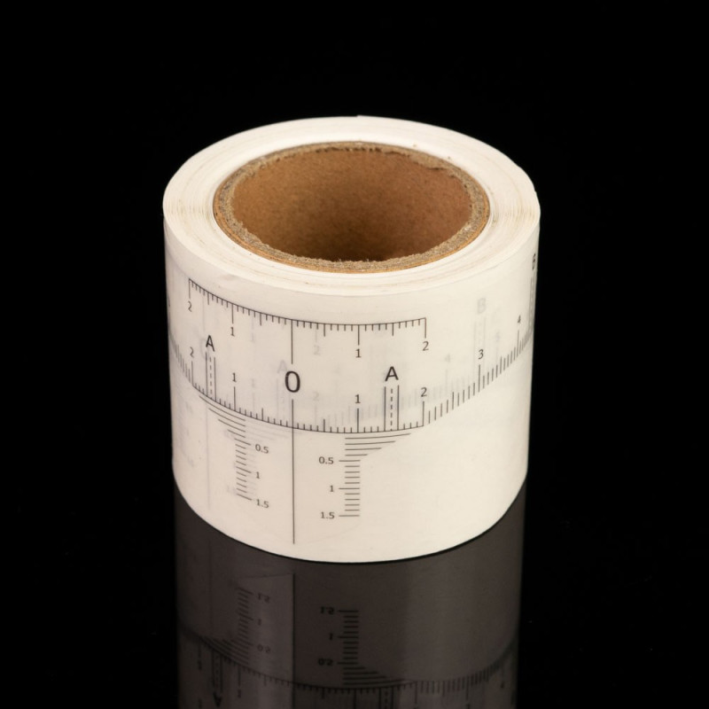 miarka-w-rolce---linijka-do-symetrii